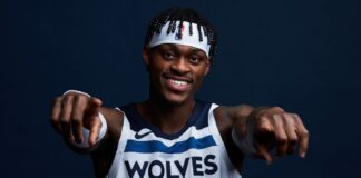 NBA: Wolves dali dwóm młodym graczom kredyt zaufania