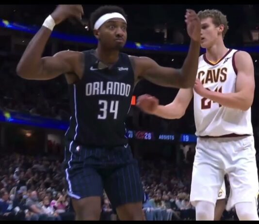 NBA: Kolejni zawodnicy ukarani! Kosztowne kopnięcia i wybuchy gniewu