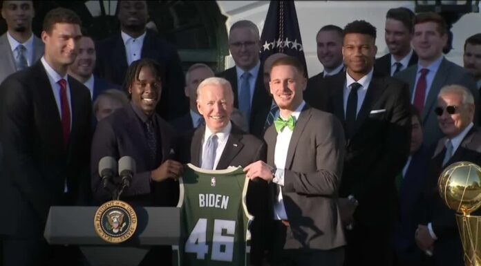 NBA: Zobacz wizytę Milwaukee Bucks w Białym Domu u prezydenta USA Joe Bidena
