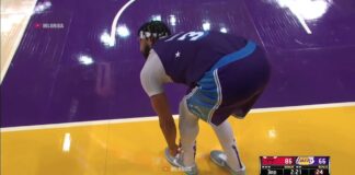 NBA: Anthony Davis wyrzucony z boiska za… zawiązywanie buta?!