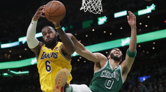 Wyniki NBA: Wrócił LeBron, ale Lakers przegrali, Harden poprowadził powrót Nets, Bulls lepsi od Nuggets