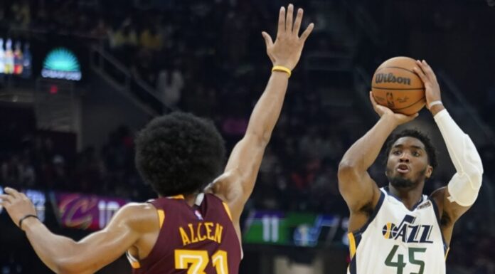 Wyniki NBA: Wielkie emocje w Cleveland, 40 punktów Ingrama, trwa seria Rockets