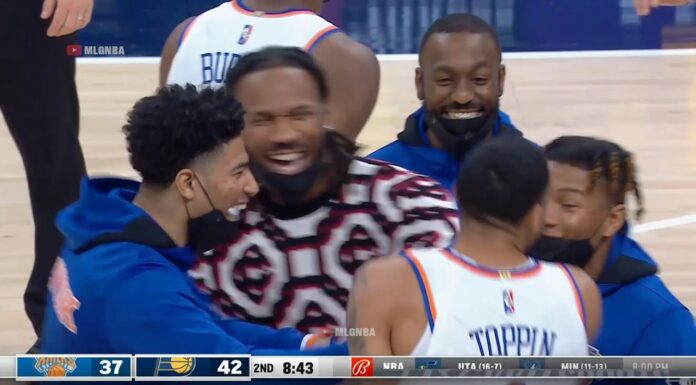 NBA: Trzeci w historii wsad pod nogą w meczu NBA!