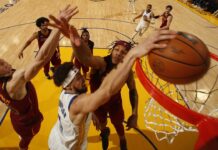 NBA: Popisowa akcja! Wsad Klaya Thompsona zrobił wrażenie!