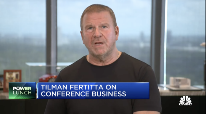 Może kupić Chelsea od Abramowicza. Ma już klub w NBA Tilman Fertitta