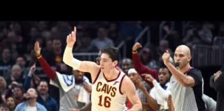 NBA: Jak to wpadło?! Niewiarygodne trafienie! (video)