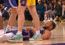 NBA: Jak on to trafił?! Stephen Curry upadając na boisko!