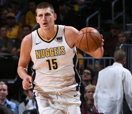 NBA: Ponad miliard dolarów dla Bookera, Moranta, Townsa, Jokicia i Beala