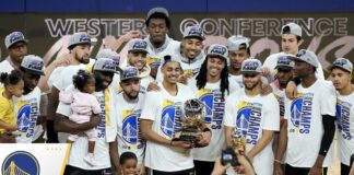 NBA: Warriors zatrzymali dominację Lakers i Knicks! Niebotyczna wartość mistrzów ligi