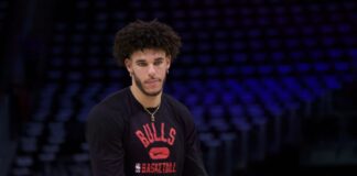 NBA: Lonzo Ball bardzo powoli dochodzi do zdrowia Lonzo Ball