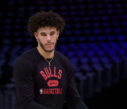 NBA: Widmo kolejnej operacji przed Lonzo Ballem. Zdąży na rozpoczęcie kolejnego sezonu? Lonzo Ball