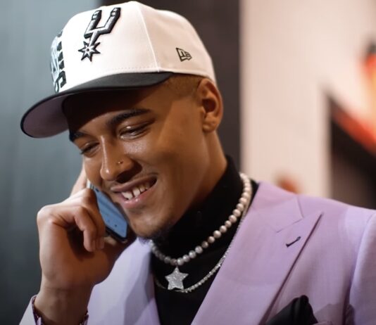 NBA: Jeremy Sochan z pierwszym plakatem! Wsadził nad obrońcą Thunder (Wideo)