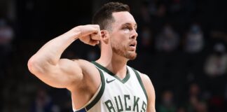 NBA: Ważne ogniwo Bucks zostaje w klubie na kolejne lata