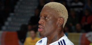 NBA: Dennis Rodman jednak nie poleci do Rosji negocjować z Putinem