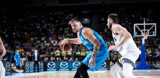 EuroBasket dzień 1: Niemoc gwiazd NBA w hicie, porażka Francji