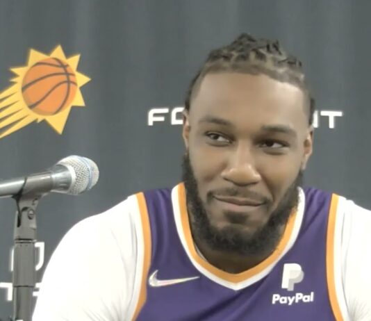 NBA: Ważny gracz Suns chce odejść? Dziwny wpis