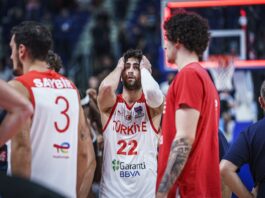 EuroBasket dzień 10: Ruszyła faza pucharowa! Francja wygrała przegrany mecz. Hiszpania lepsza w hicie