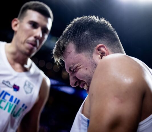 EuroBasket: Luka Doncić gra z kontuzją? Mavs na razie nie reagują