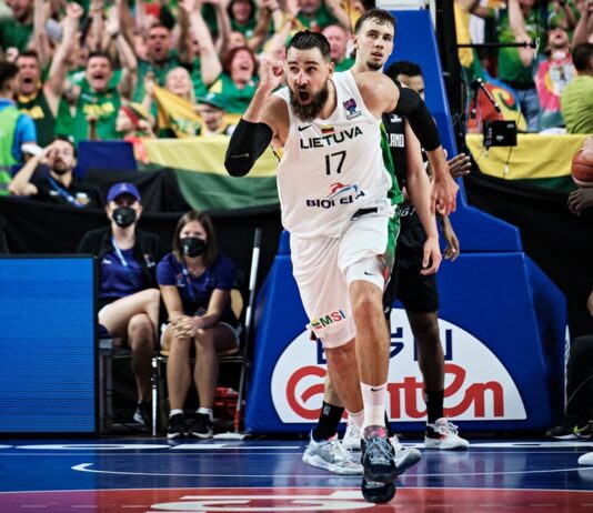 EuroBasket: Litwini niezadowoleni i protestują. Sędziowie popełnili błąd
