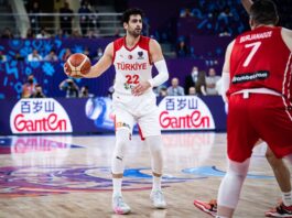 EuroBasket: FIBA się nie patyczkuje. Posypią się kary dyscyplinarne po skandalu w Tbilisi?