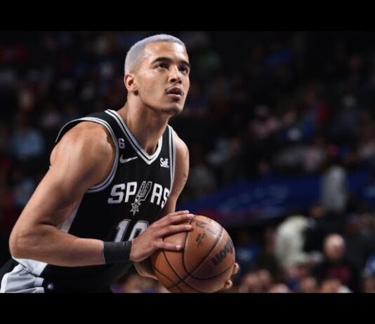 Wyniki NBA: 14 punktów Jeremiego Sochana, Sixers w końcu wygrali, wielki pojedynek duetów Durant-Irving i Morant-Bane!