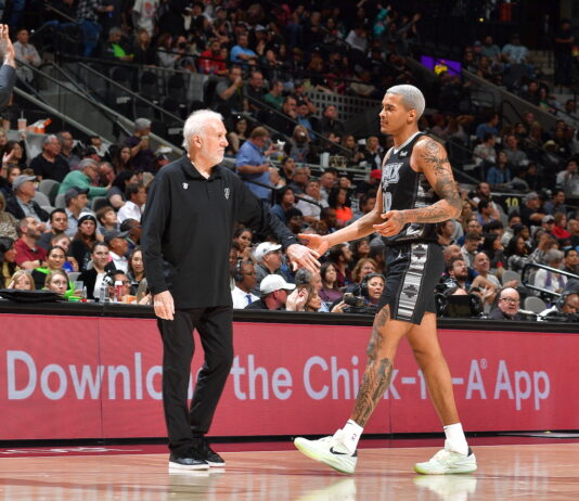 NBA: Sochan musiał zagrać na nowej pozycji. Krył Curry’ego