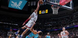 Wyniki NBA: Nuggets najlepsi! Kwarta wstydu Lakers, 41 punktów Jokicia i Tatuma, kolejna kontuzja Bookera