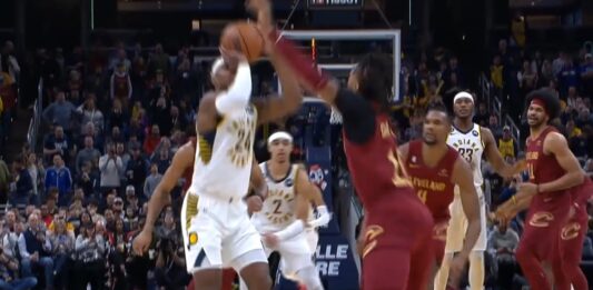 NBA: Najszybsza trójka w historii! Trafił w trzeciej sekundzie meczu