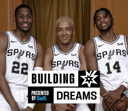 NBA: Sochan wspiera piłkarzy ręcznych, a Spurs robią o nim specjalny materiał