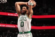 Wyniki NBA: 34 punkty Tatuma w rewanżu za finały, Paryż zdobyty przez Bulls, Suns lepsi od Nets