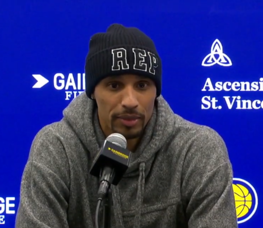 NBA: Chcieli go puścić, by walczył o tytuł. On woli zostać i pomóc w przebudowie