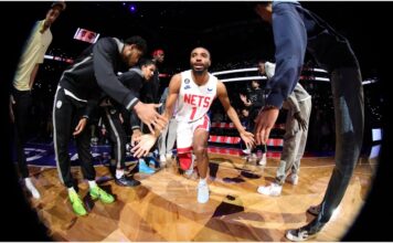 NBA: Zagrał tylko 4 sekundy, ale nie przez kontuzję. Miał swoje powody