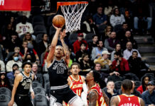 Wyniki NBA: Rekord kariery Sochana! 45 punktów Younga i 44 Haliburtona, Thunder deklasują Lakers, wpadka Bucks