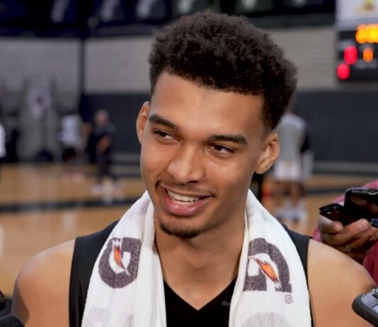 NBA: Wembanyama wyjaśnił, dlaczego Pop na niego nakrzyczał