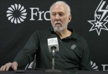 NBA: Gregg Popovich tłumaczy co jest problemem Spurs