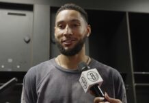 NBA: Ben Simmons znów kontuzjowany. Co mu się stało tym razem?
