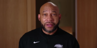 NBA: Niedawno stracił pracę w Los Angeles. Teraz wraca do domu