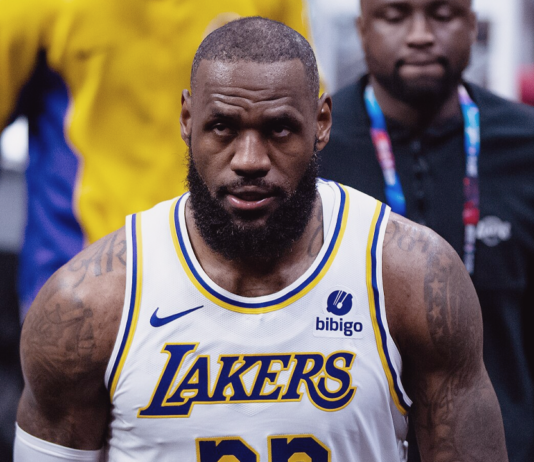 NBA: LeBron James podjął decyzję w sprawie przyszłości w Lakers!