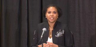 NBA: Kobieta wybrana najlepszym trenerem G League! Nadchodzi przełom?