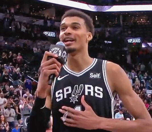 NBA: Kolejny kosmita. Wembanyama trafia już nawet zza połowy