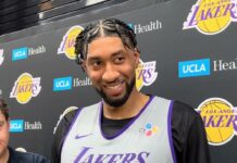 NBA: Doświadczony gracz zostaje w Lakers na kolejny sezon!