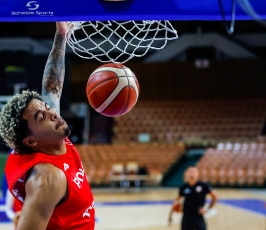 Kadra: Polacy wysoko pokonują Nową Zelandię