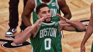 NBA: Gwiazdor Boston Celtics nową twarzą ligi?