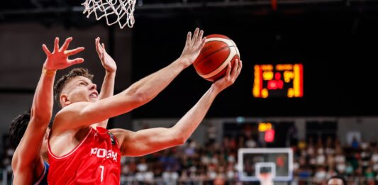 NBA: Polak podpisał kontrakt z New York Knicks! Ale ważne są szczegóły