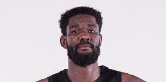 NBA: Dlatego Deandre Ayton wybrał Lakers. Chodzi o konkretnego gracza