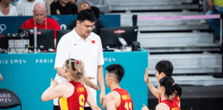 IO: Legendarny środkowy NBA obecny na igrzyskach w nietypowej roli