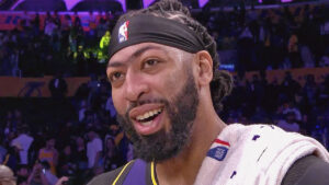 NBA: Anthony Davis nie chciał zostać w Lakers?