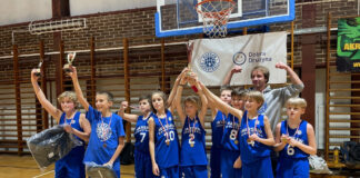 Poznaj Warsaw Basketball – wspierają kolejne pokolenie koszykarzy i koszykarek