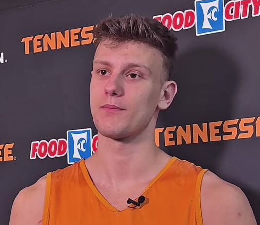 NBA: Polak z debiutanckim występem na parkietach G-League. Jak mu poszło?