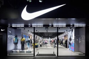 Nowa, wielka wyprzedaż Nike! 2400 produktów w promocji. Tylko przez 3 dni!